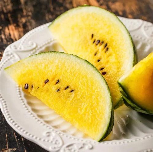 蒙牛吃瓜,开启全新营销篇章