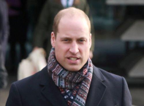 吃瓜少年不秃头